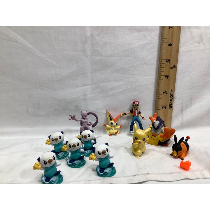 11pc Action Figure Set
