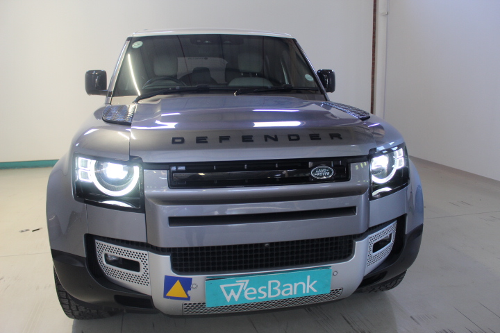 2023 LAND ROVER DEFENDER 110 D300 SE (221KW)