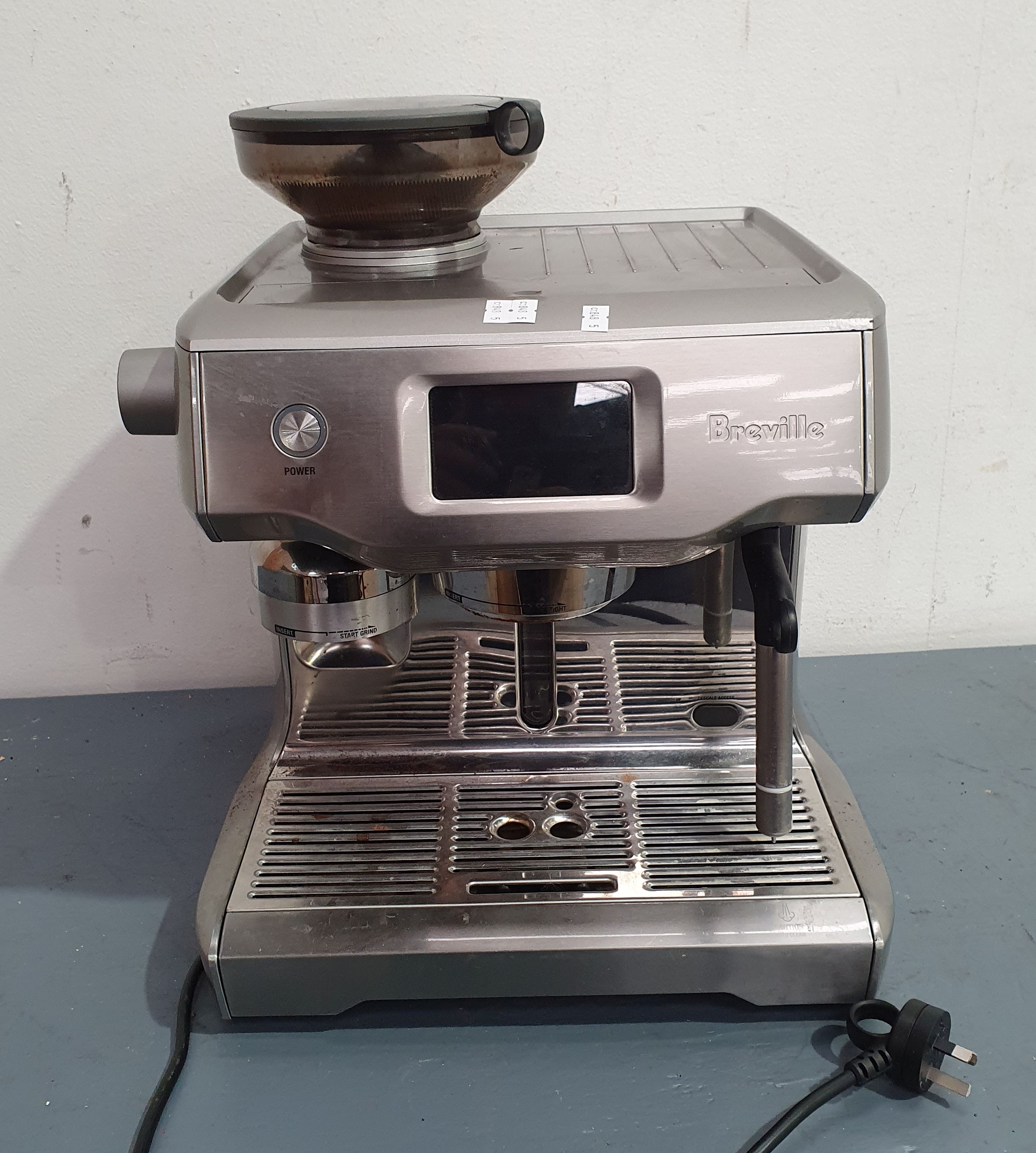 1157 · A BREVILLE COFFEE MACHINE