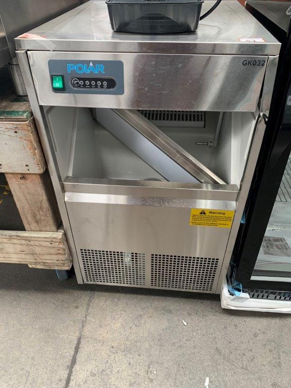 POLAR ICE MACHINE All About Auctions Ltd.