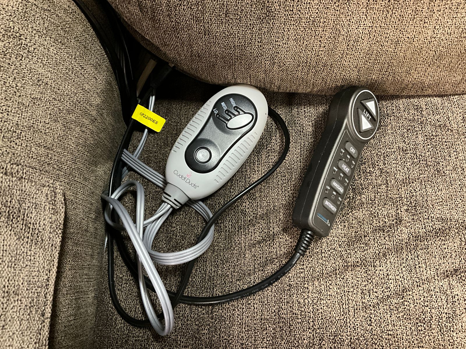 CATNAPPER LIFT CHAIR. Teel Auctions