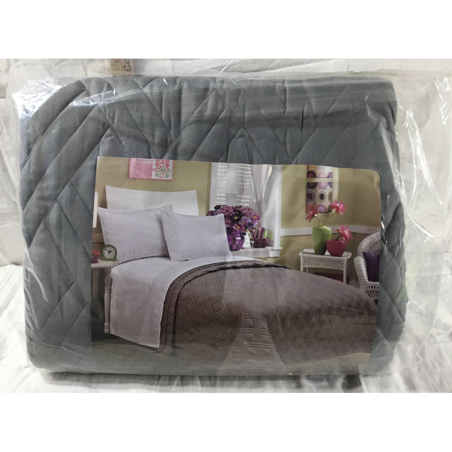 Full/Queen Gray Bedspread