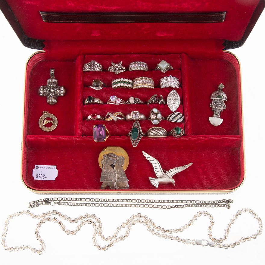Sterling Silver Collection of Rings & Necklaces