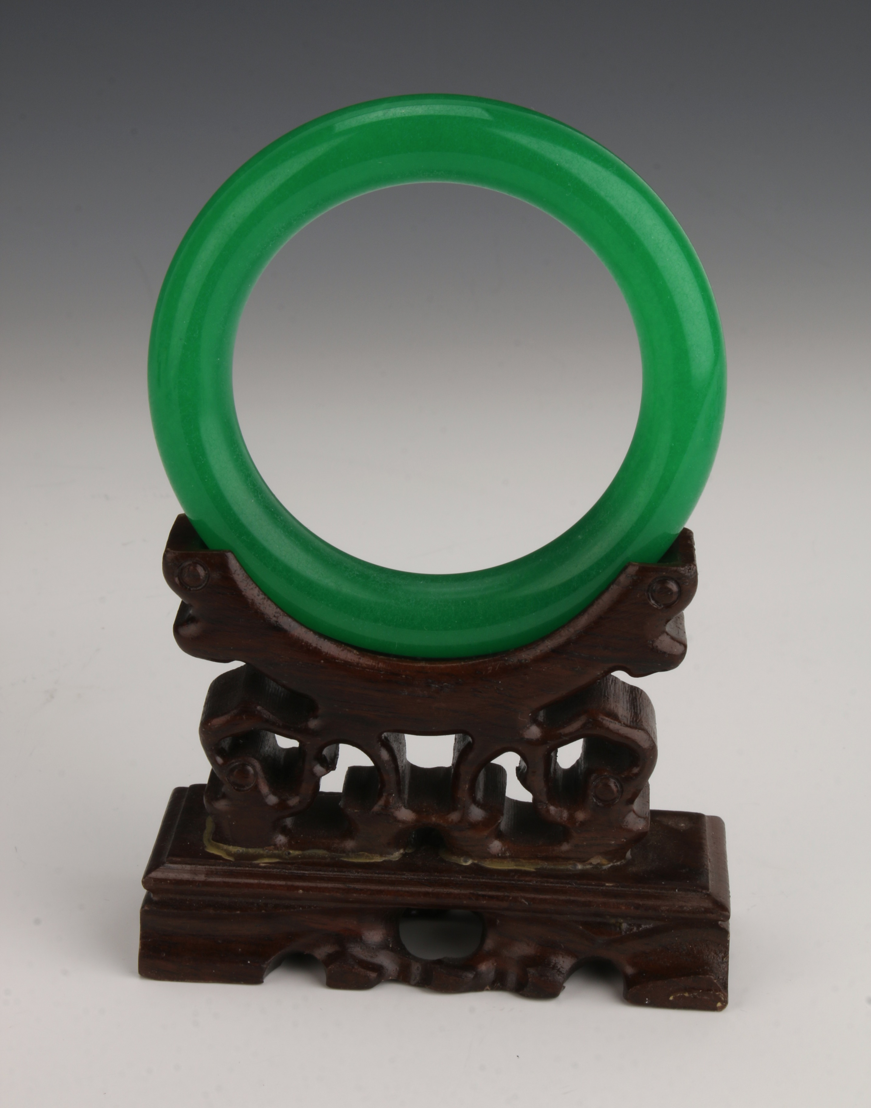 imperial jade bangle