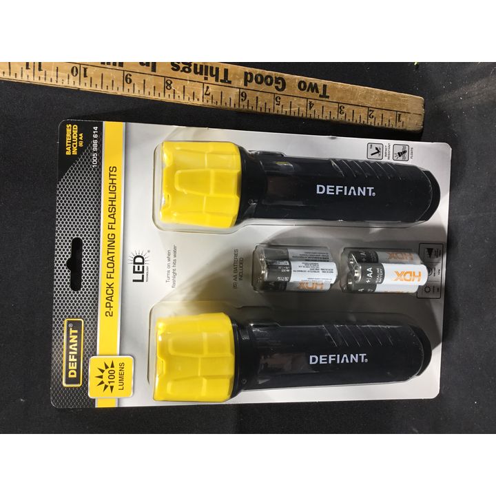 Defiant 2pk Floating Flashlights 100 Lumen