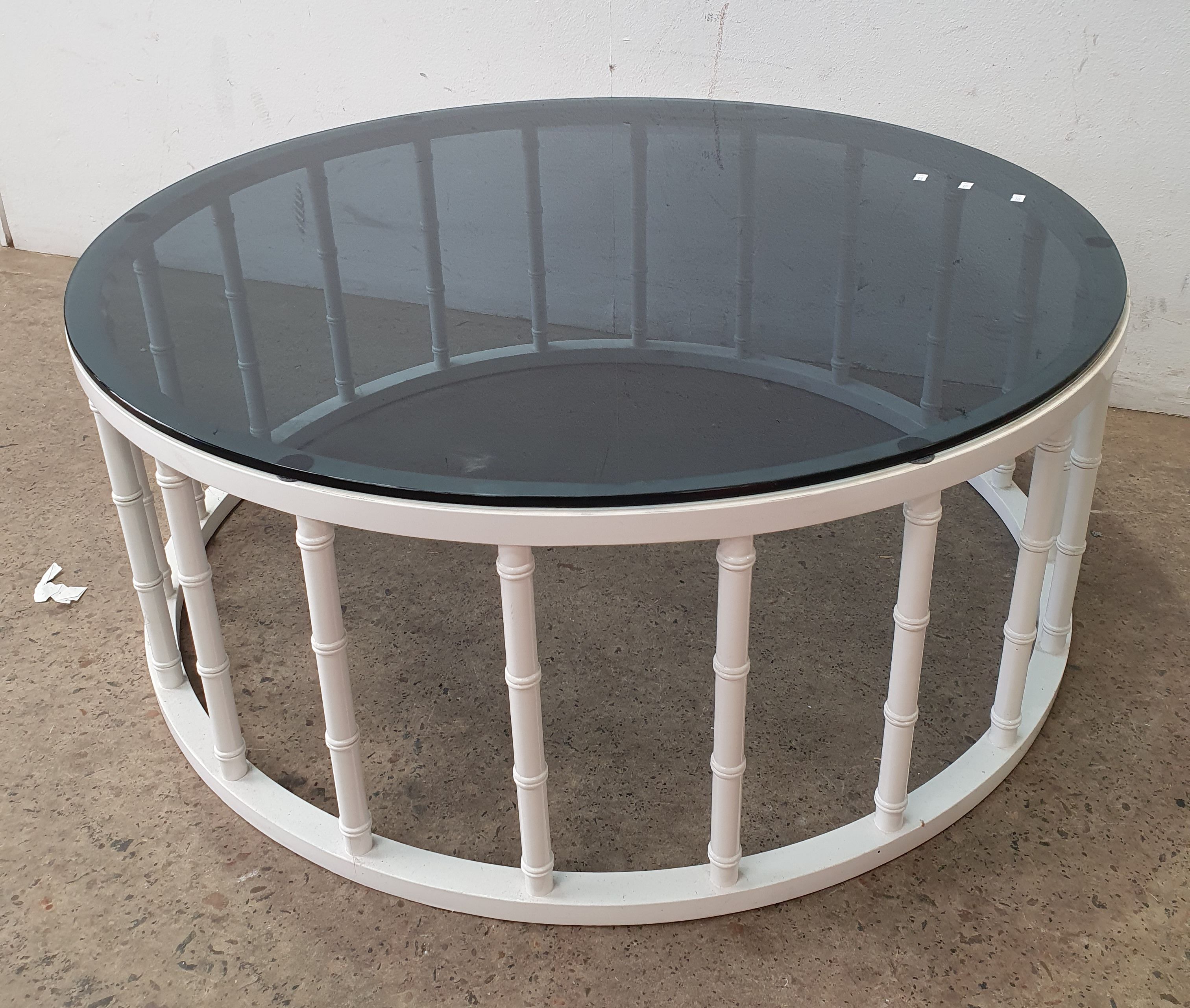 2382 · A METAL BASED COFFEE TABLE