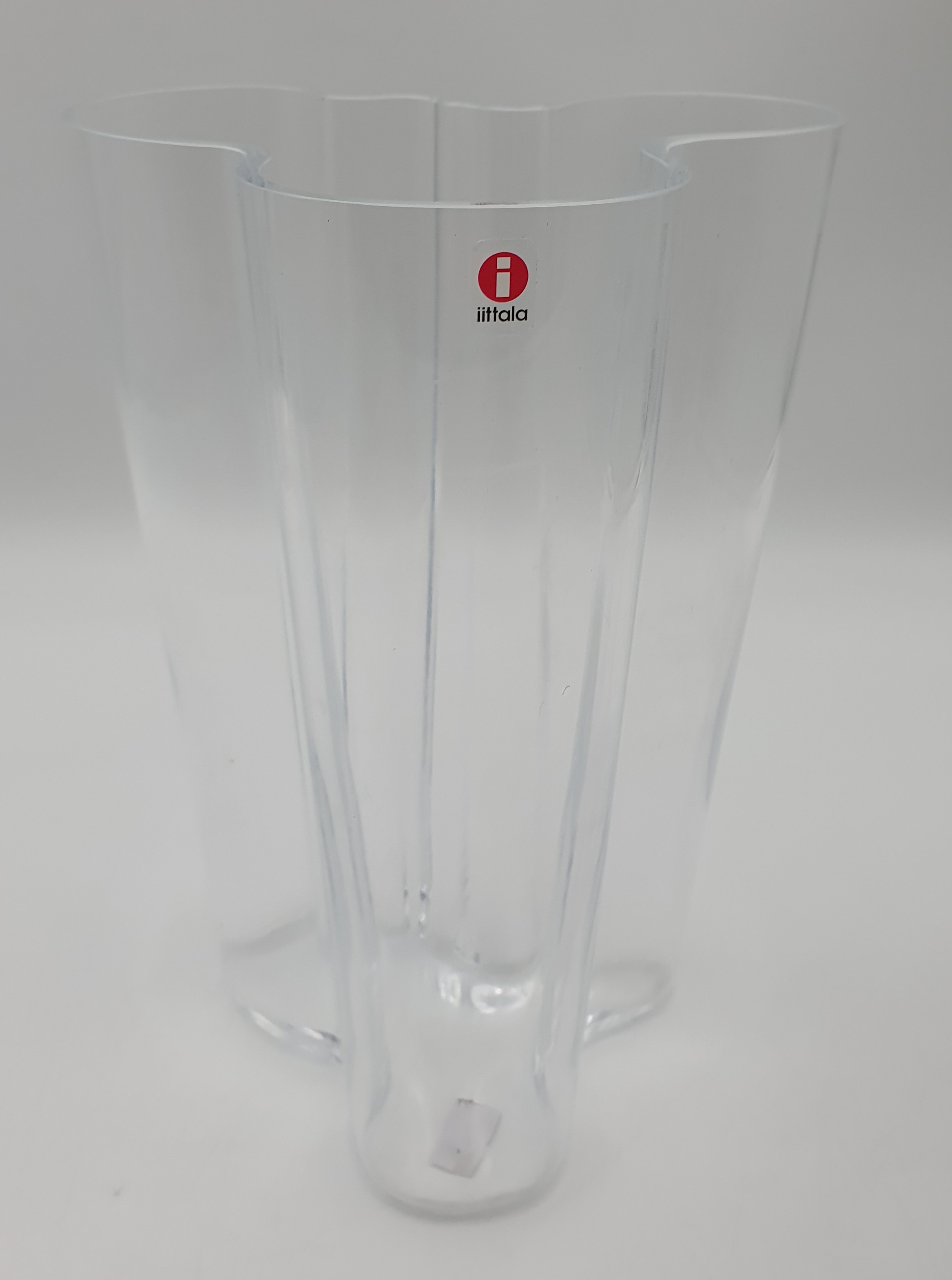 502 · AN IITTALA ALVAR AALTO VASE