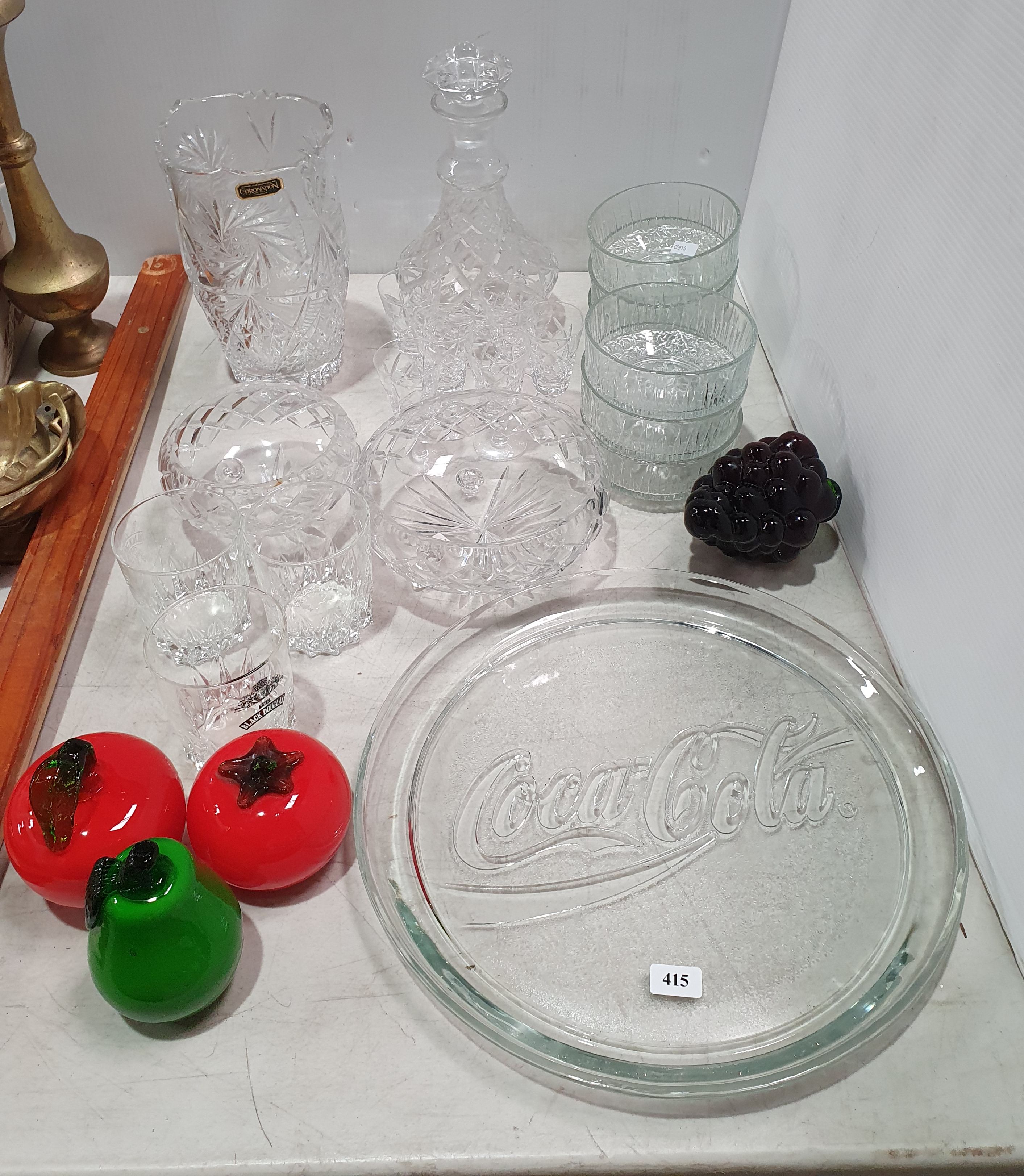 415 · A GROUP OF VARIOUS ITEMS