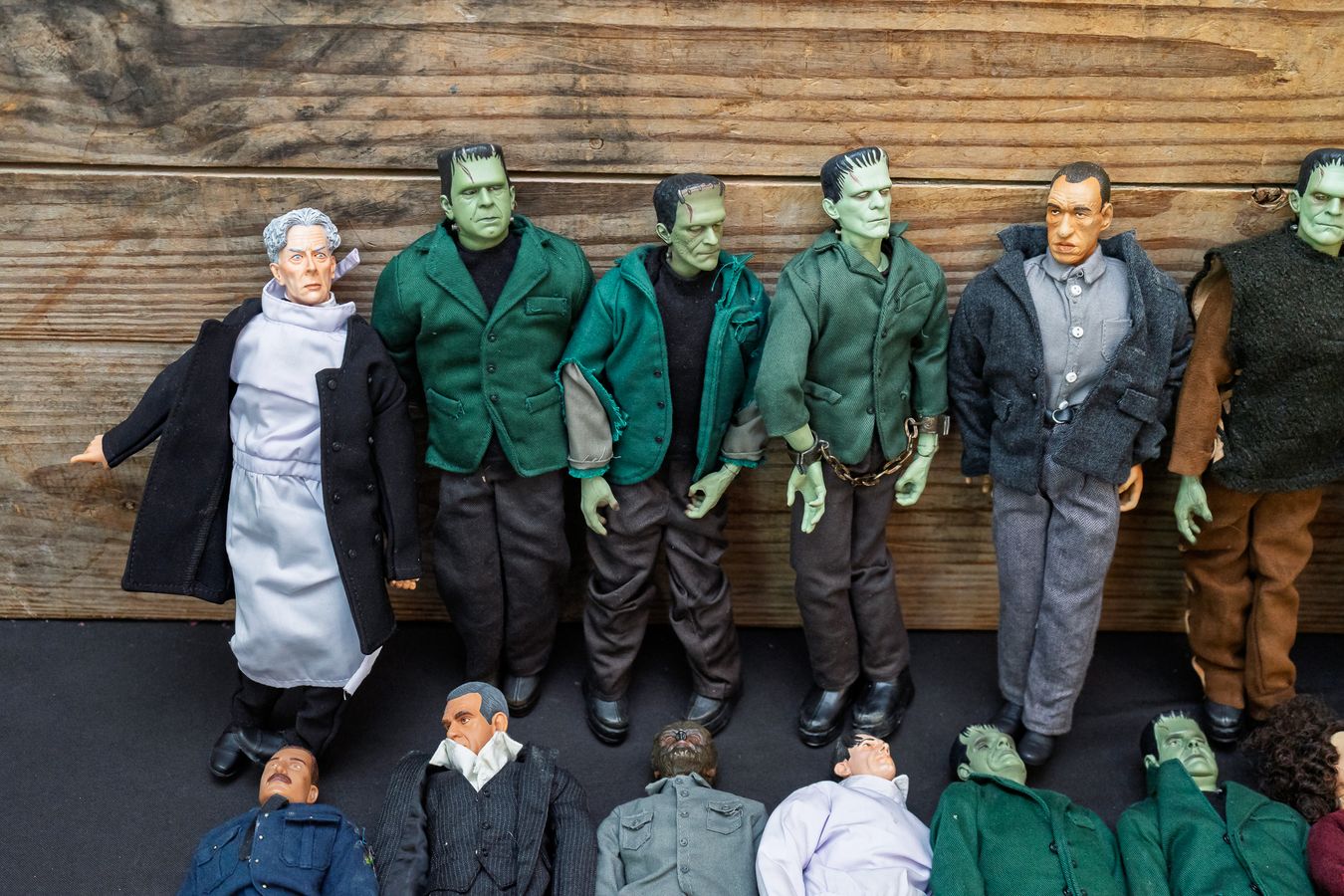 Monster Figure Collection of Universal Monster Action Figures | Harritt Group, Inc
