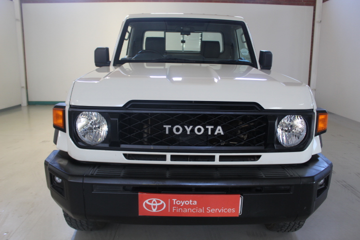 2025 TOYOTA LAND CRUISER 79 2.8 GD-6 P/U S/C