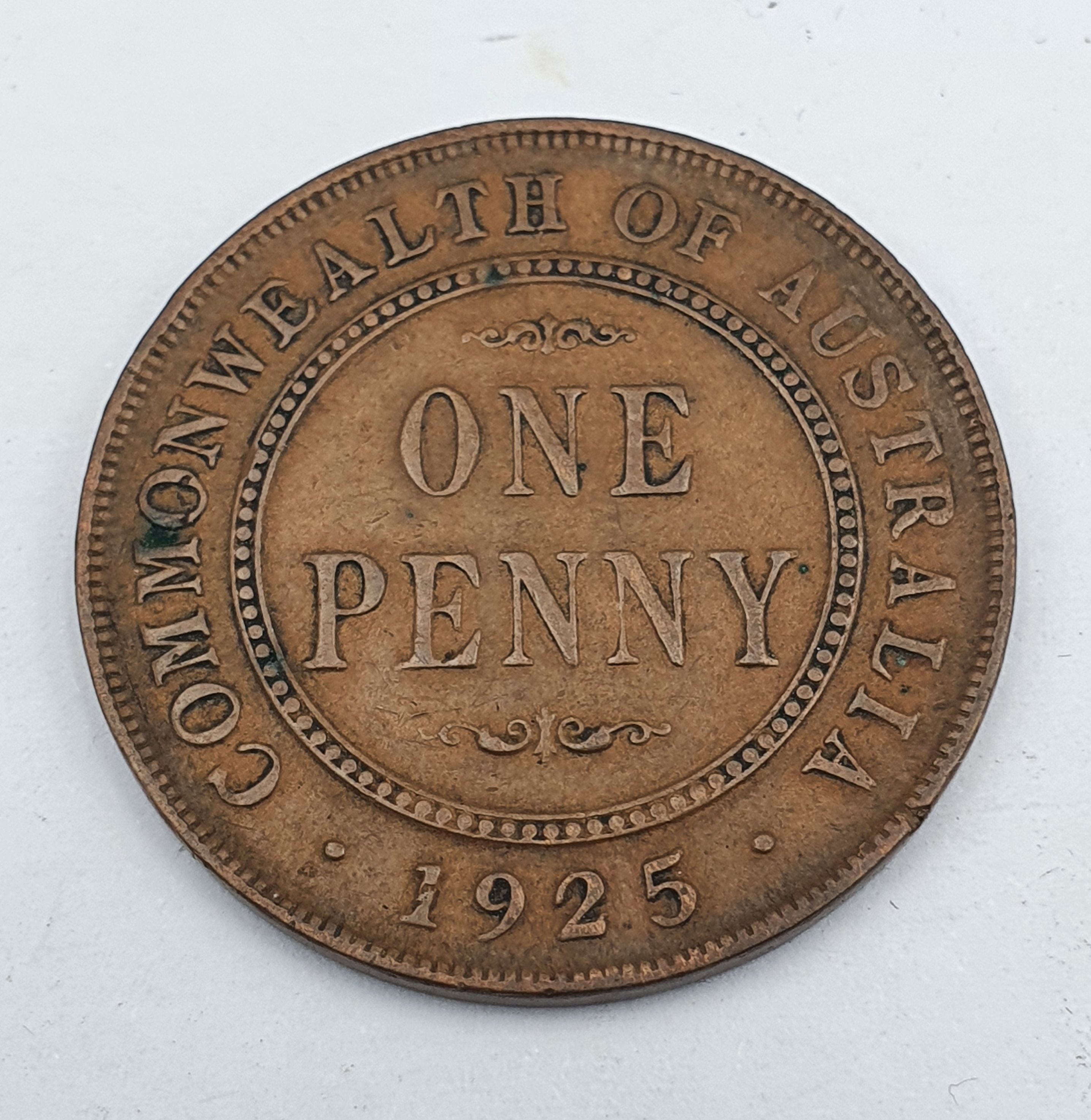 AN AUSTRALIAN 1925 PENNY