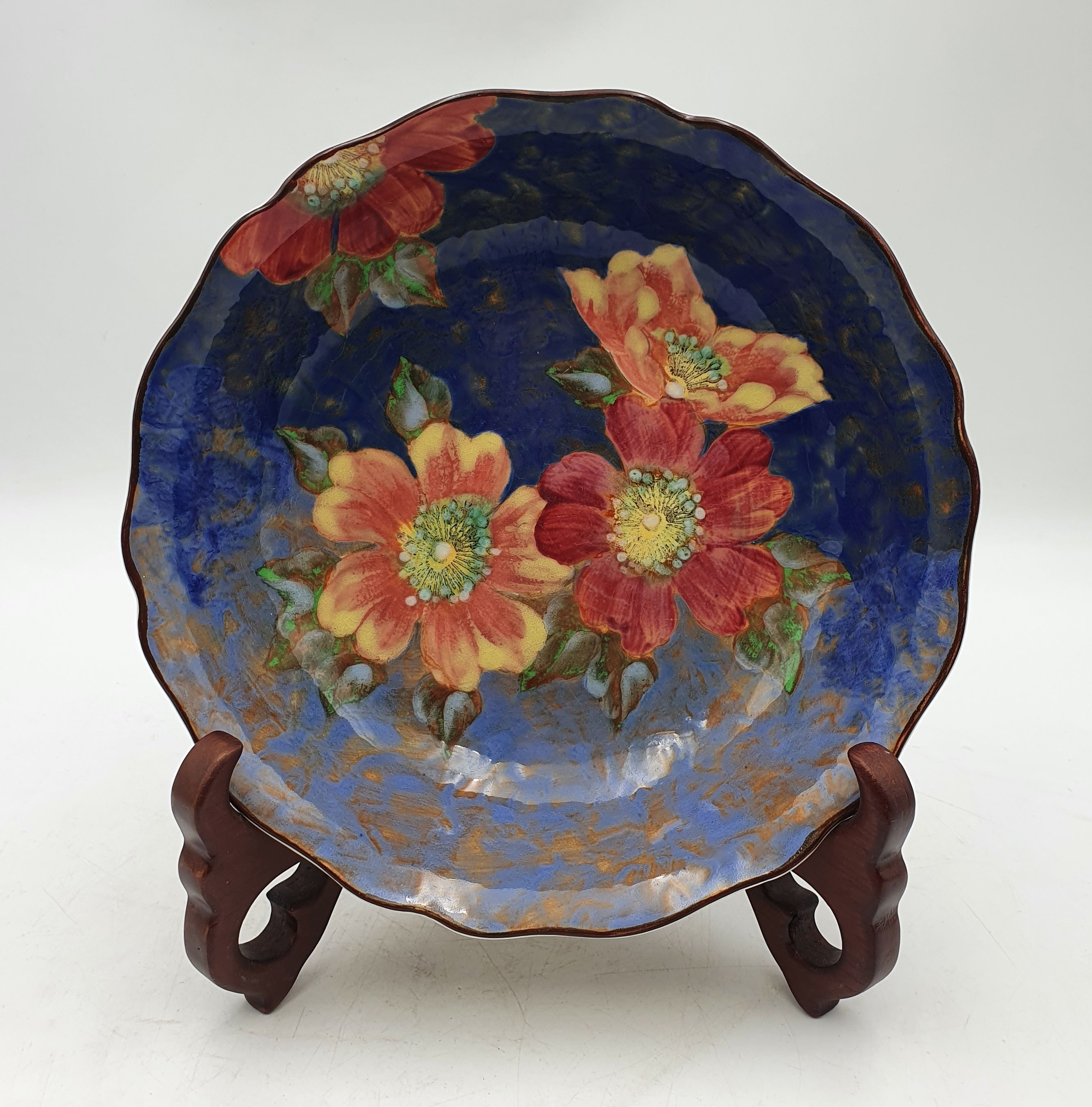 A Royal Doulton Anemone Bowl