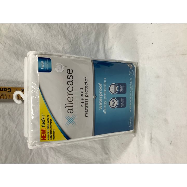 Allerease Zippered Mattress Protector Twin Size