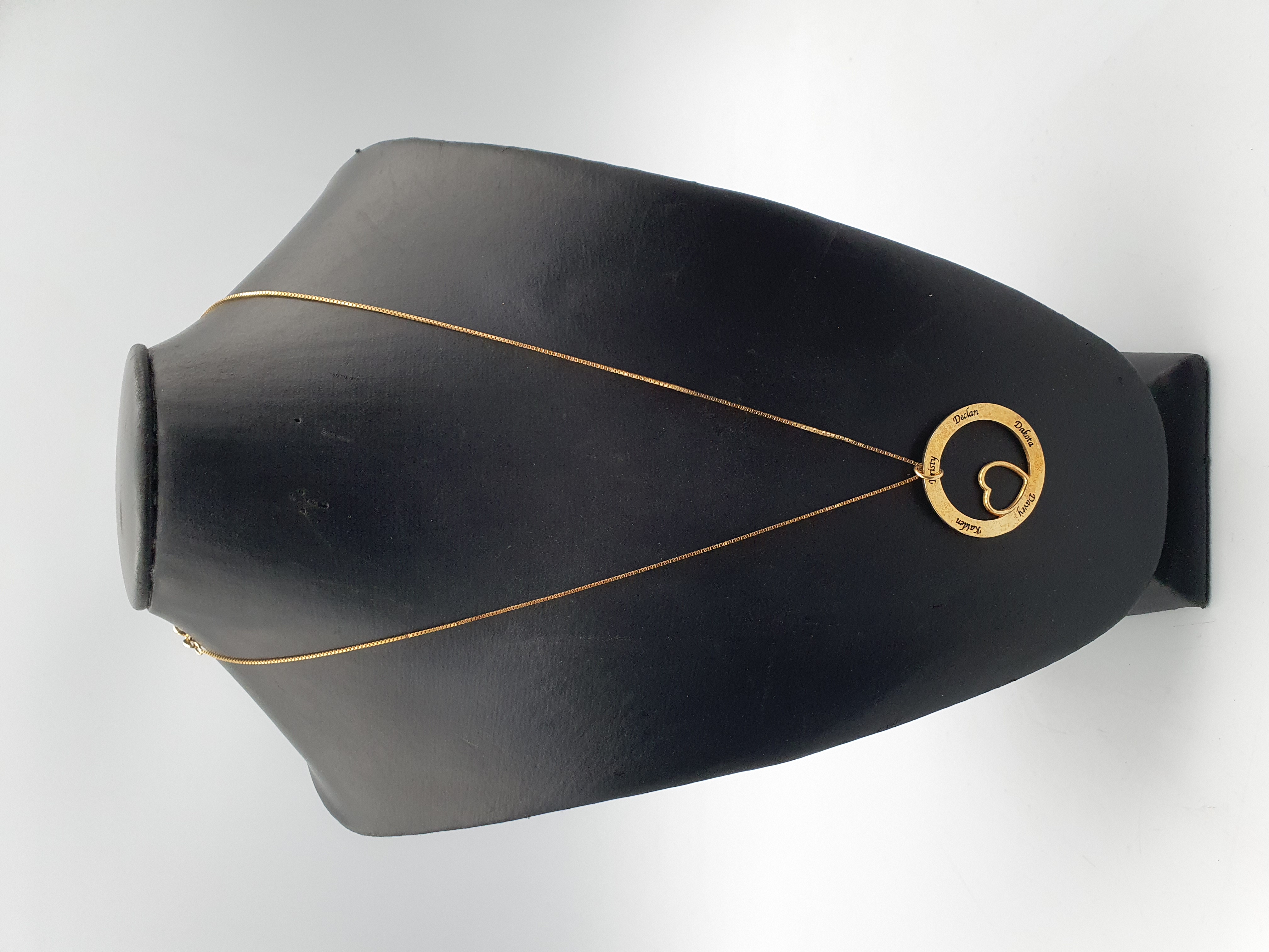 341 · A GILT STERLING SILVER PENDANT NECKLACE