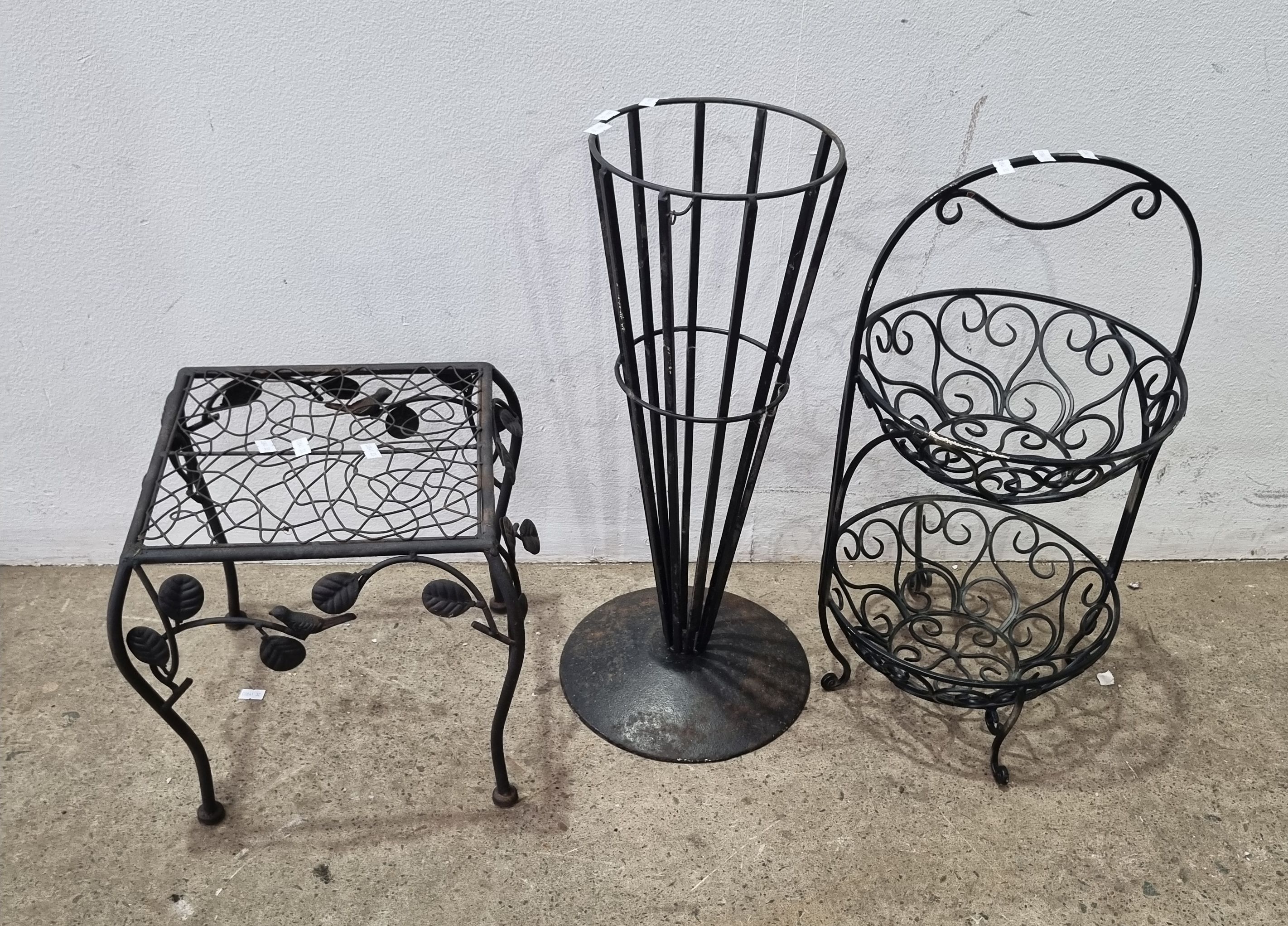 Three Wire Frame Plant Holders