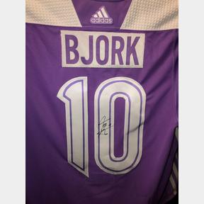 Boston Bruins Game Issued Autographed Hockey Fights Cancer Jersey Auction
