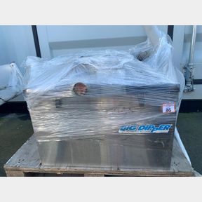 BIG DIPPER COMMERCIAL GREASE TRAP *Needs to be cleaned*