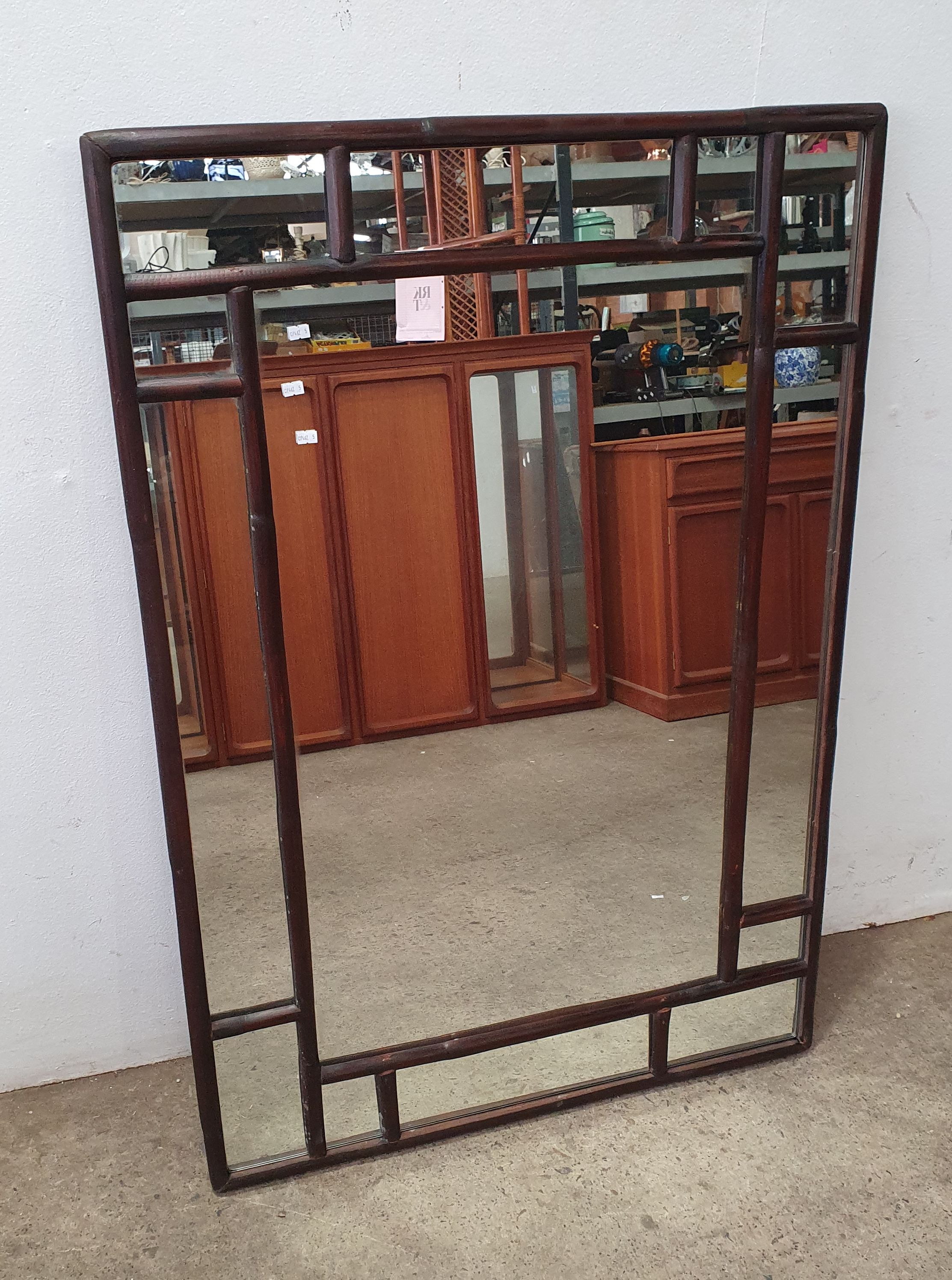 A Sectional Mirror