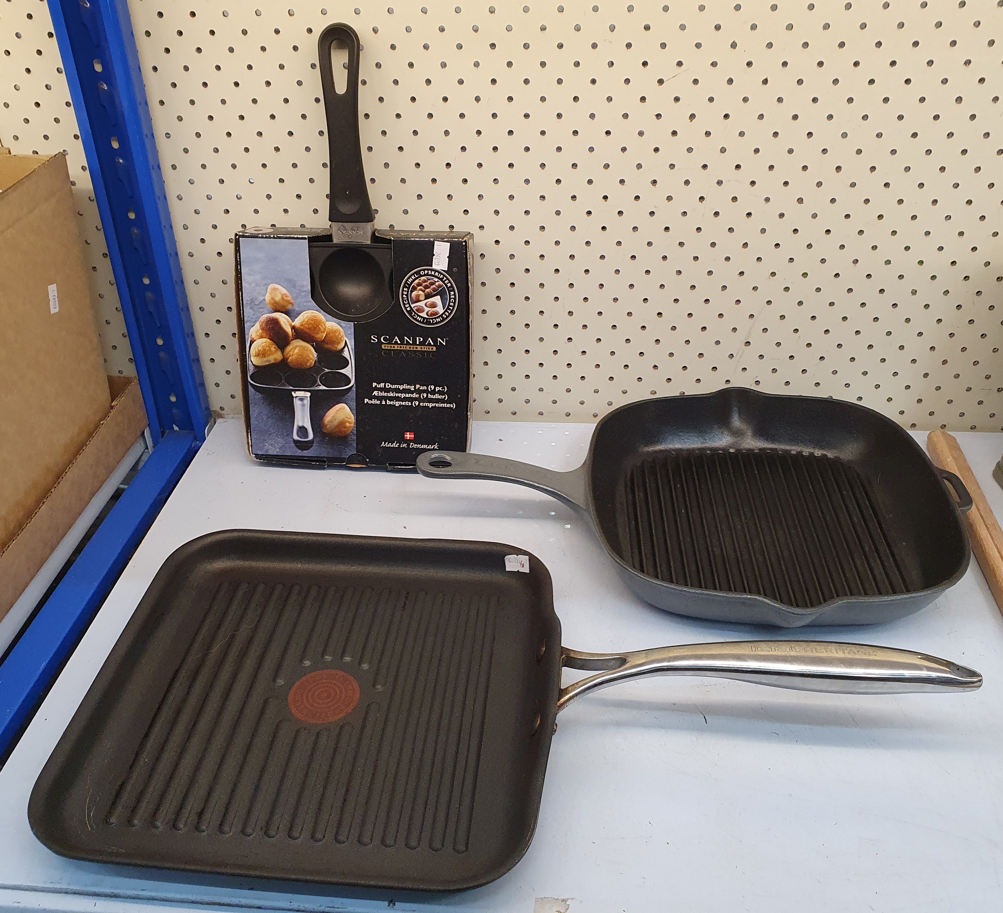 11 · THREE VARIOUS COOKWARE ITEMS