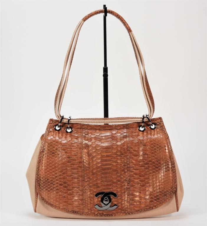 Sold at Auction: A Vintage Chanel Hobo Bag
