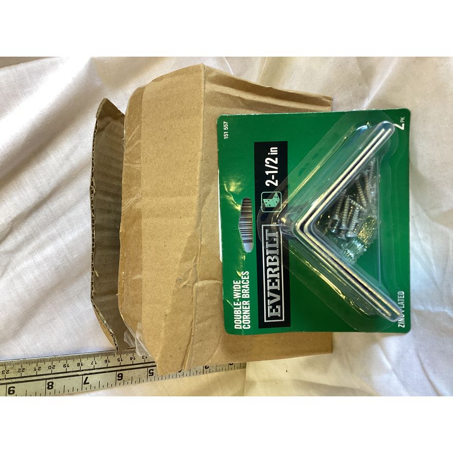 Buying A Whole Case (4) Double Wide Corner Braces (2-1/2'') 2pk