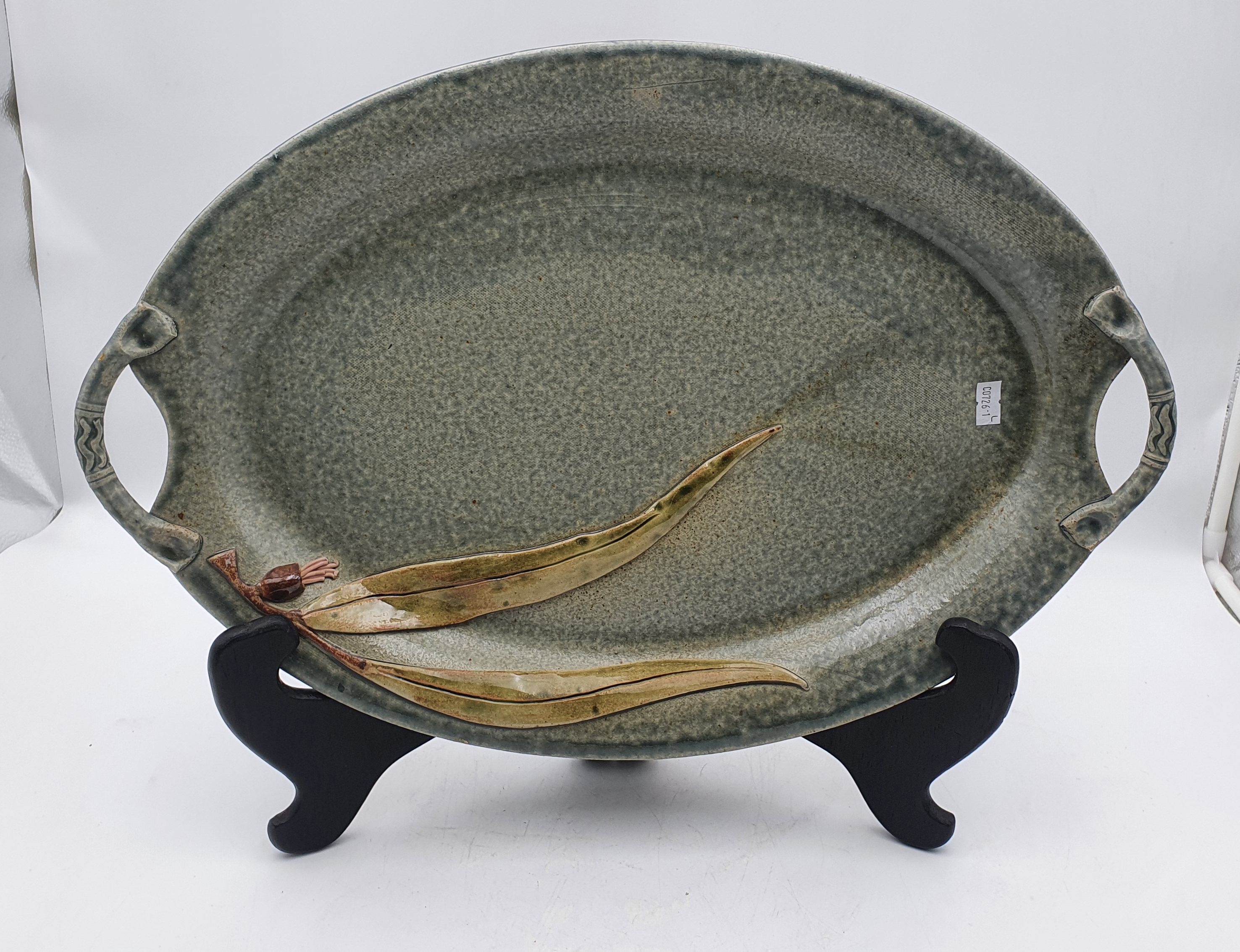 181 · AN AUSTRALIAN POTTERY DOUBLE HANDLED TRAY