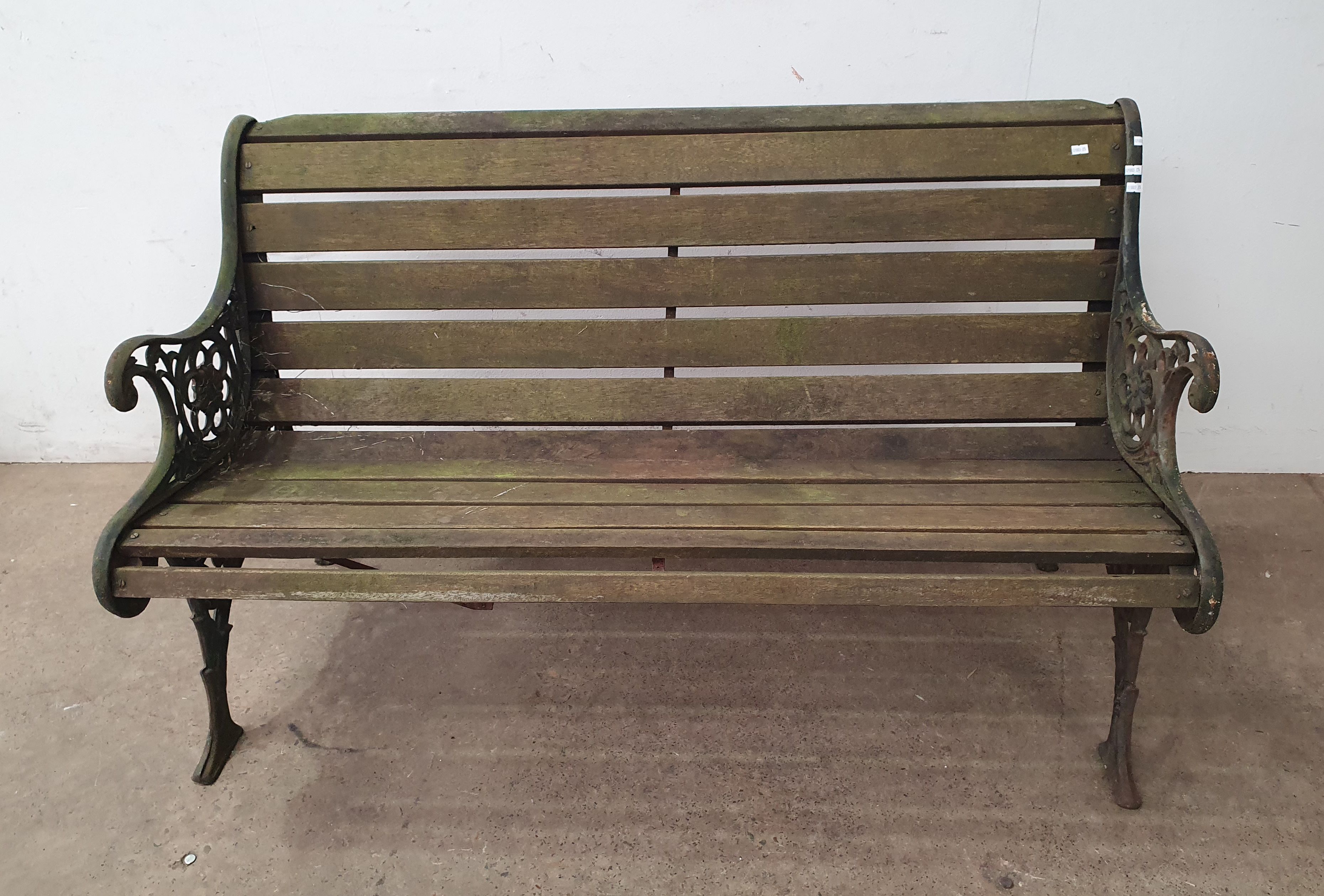 1047 · A GARDEN BENCH