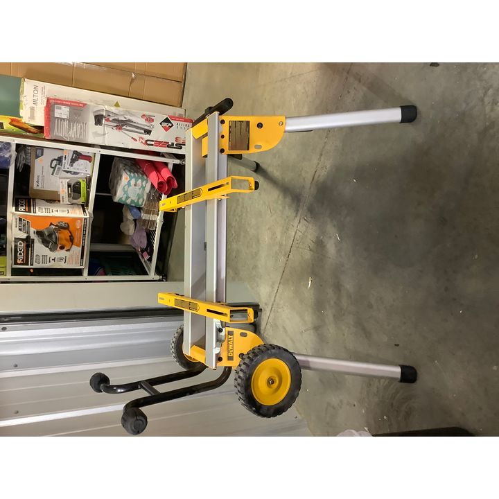 Dewalt Portable Fold-Up Table Saw Stand 22.5'' Tall 30'' Wide