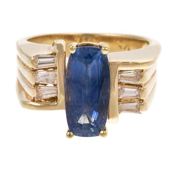 A Ceylon Sapphire & Diamond Ring in 14K