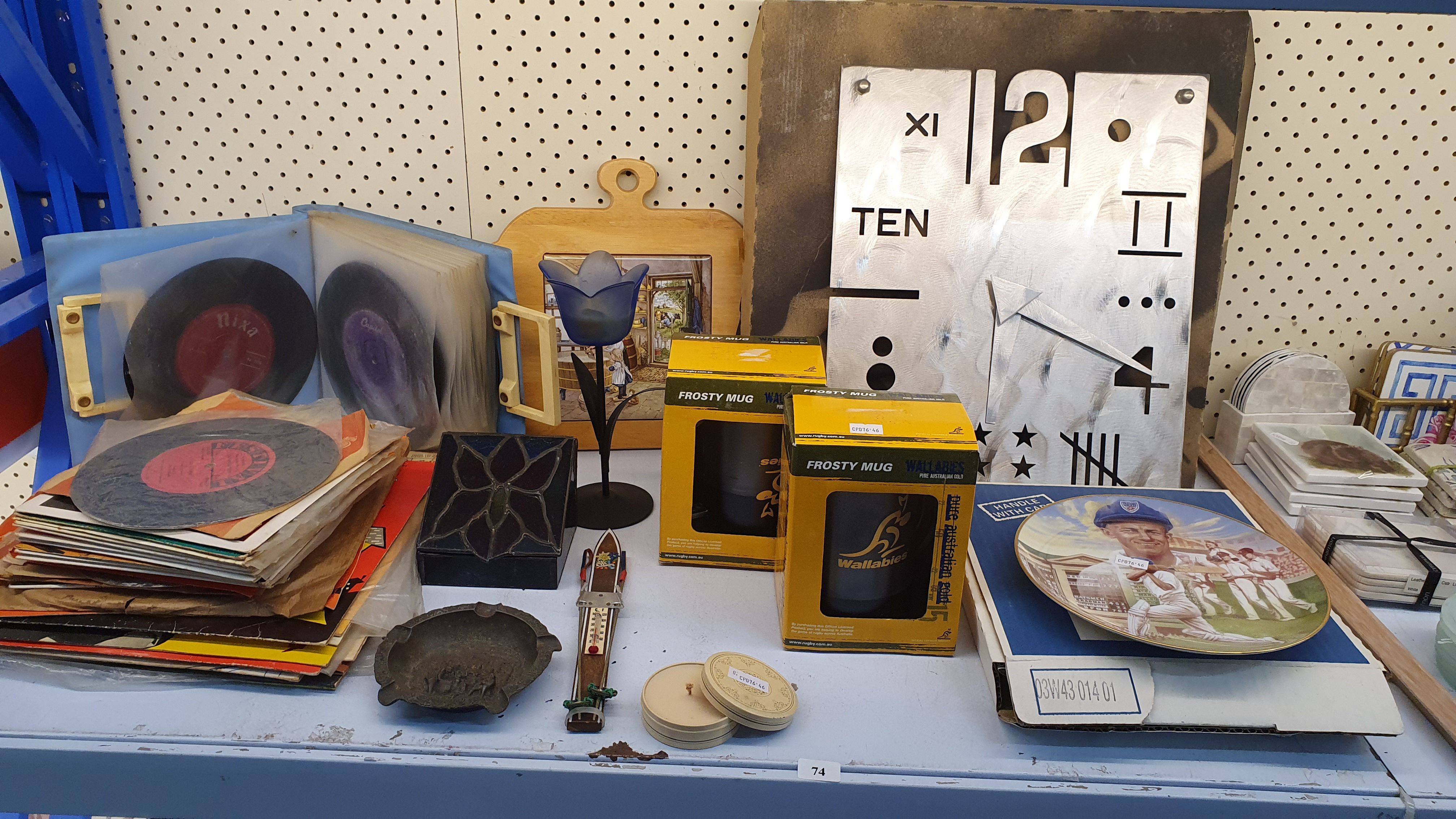 74 · A GROUP OF VARIOUS ITEMS