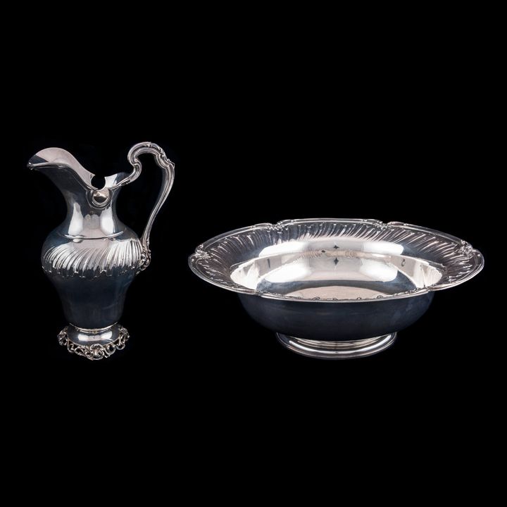 A large Dutch Rococo silver pitcher and bowl,, Amsterdam, probably 18th century
