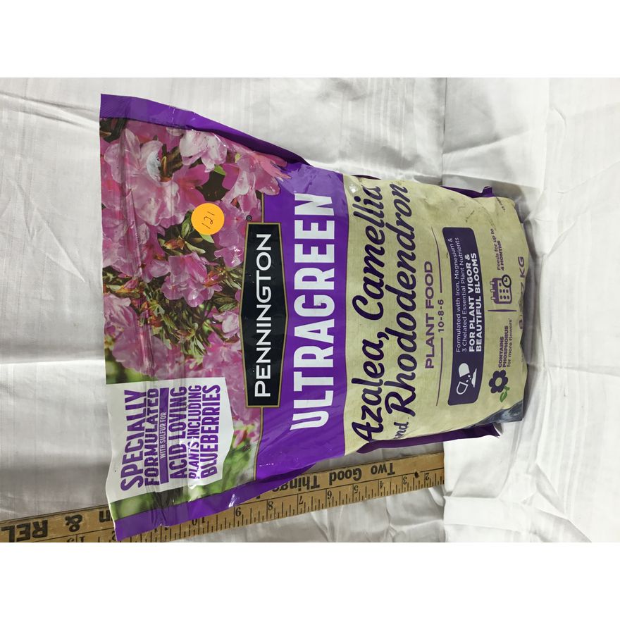 Pennington Ultragreen Azalea, Camellia, & Rhododendron Plant Food 10-8-6 / 5 Lbs
