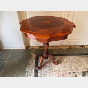 PEDESTAL SIDE TABLE WITH MARQUETRY INLAY