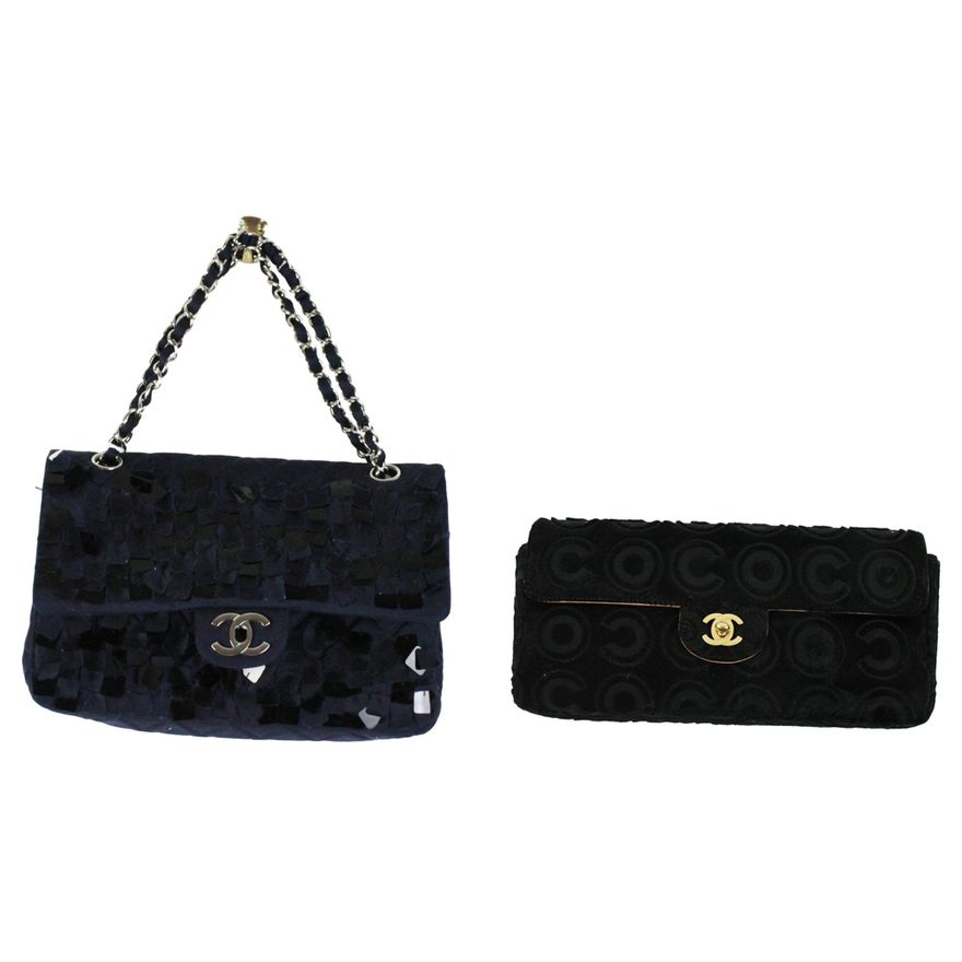 Chanel Embellished Medium Flag Bag | Kaminski Auctions