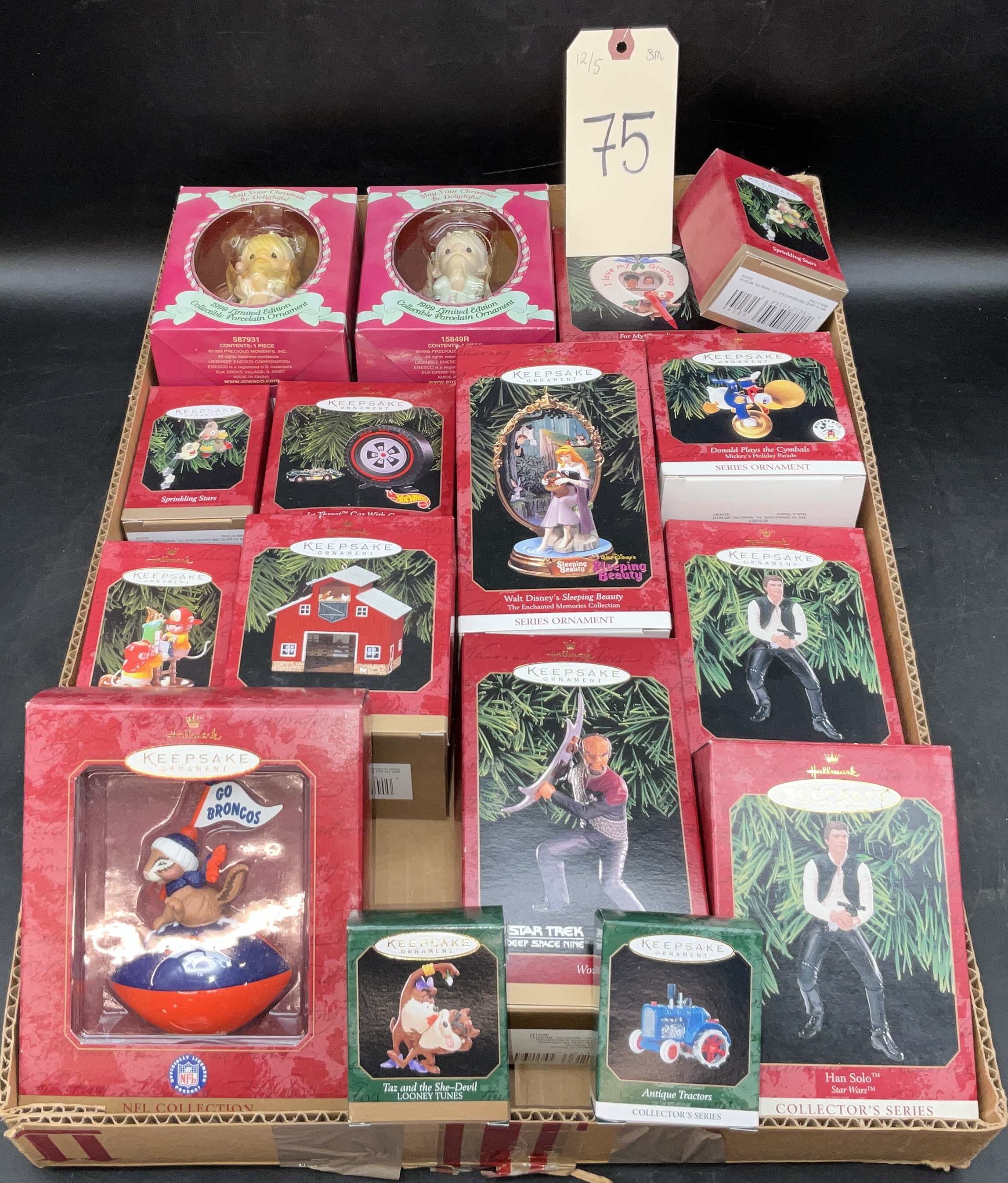 HALLMARK KEEPSAKE ORNAMENTS Teel Auctions