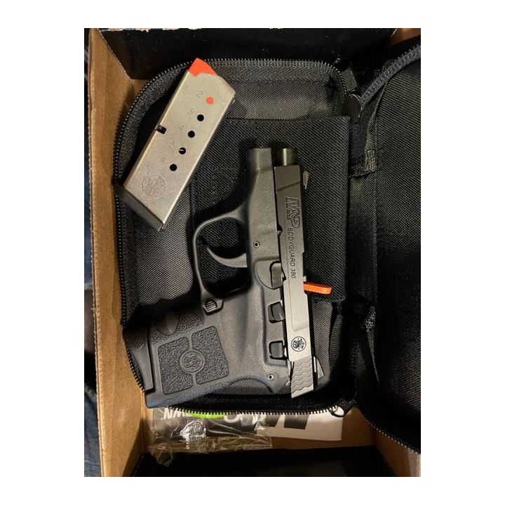 Smith & Wesson Bodyguard 380 Semi-Auto Pistol w/ 2-6rd Magazines, 2.75'' Barrel, & Finger Safety