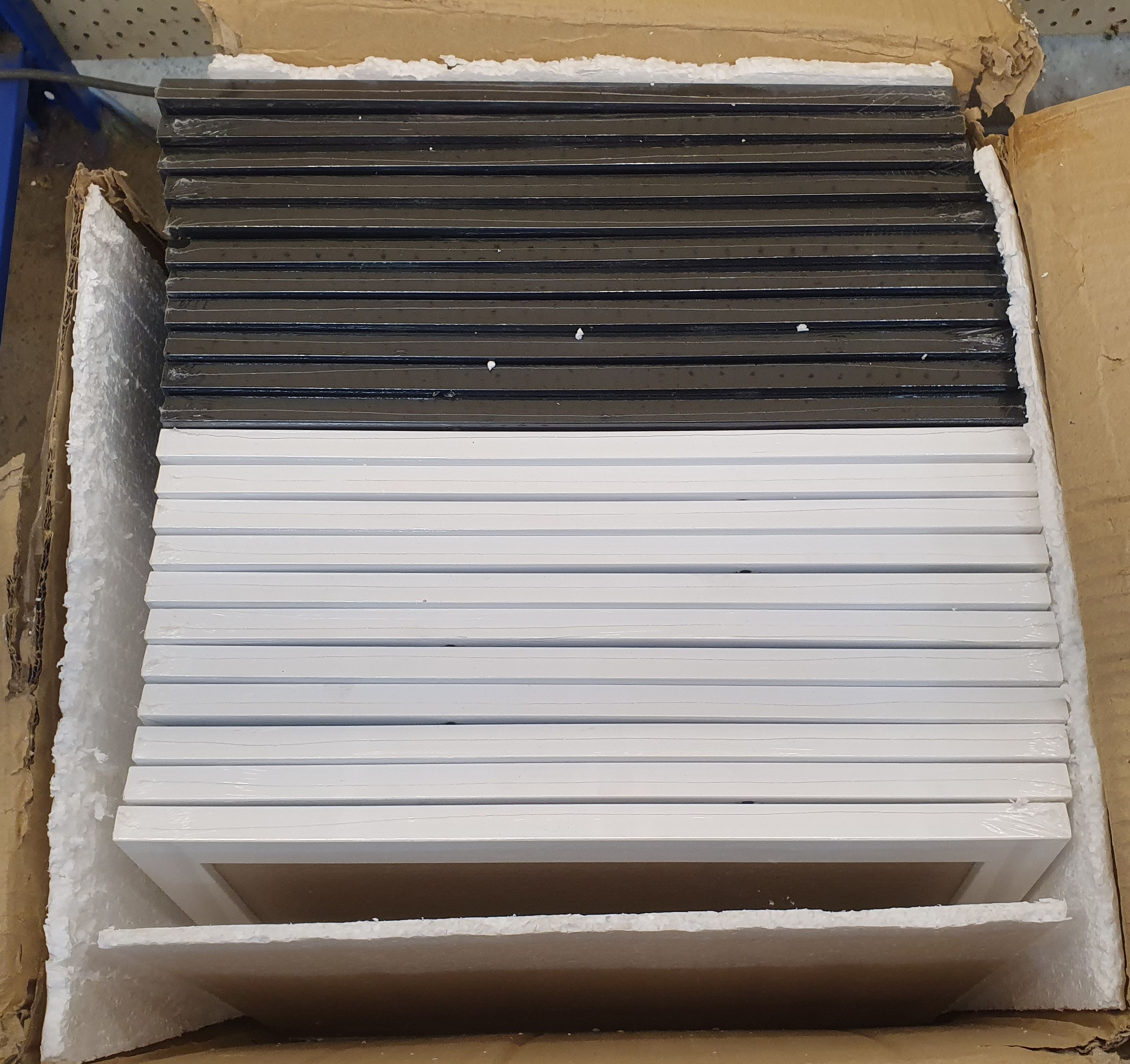 49 · 22 NEW PICTURE FRAMES