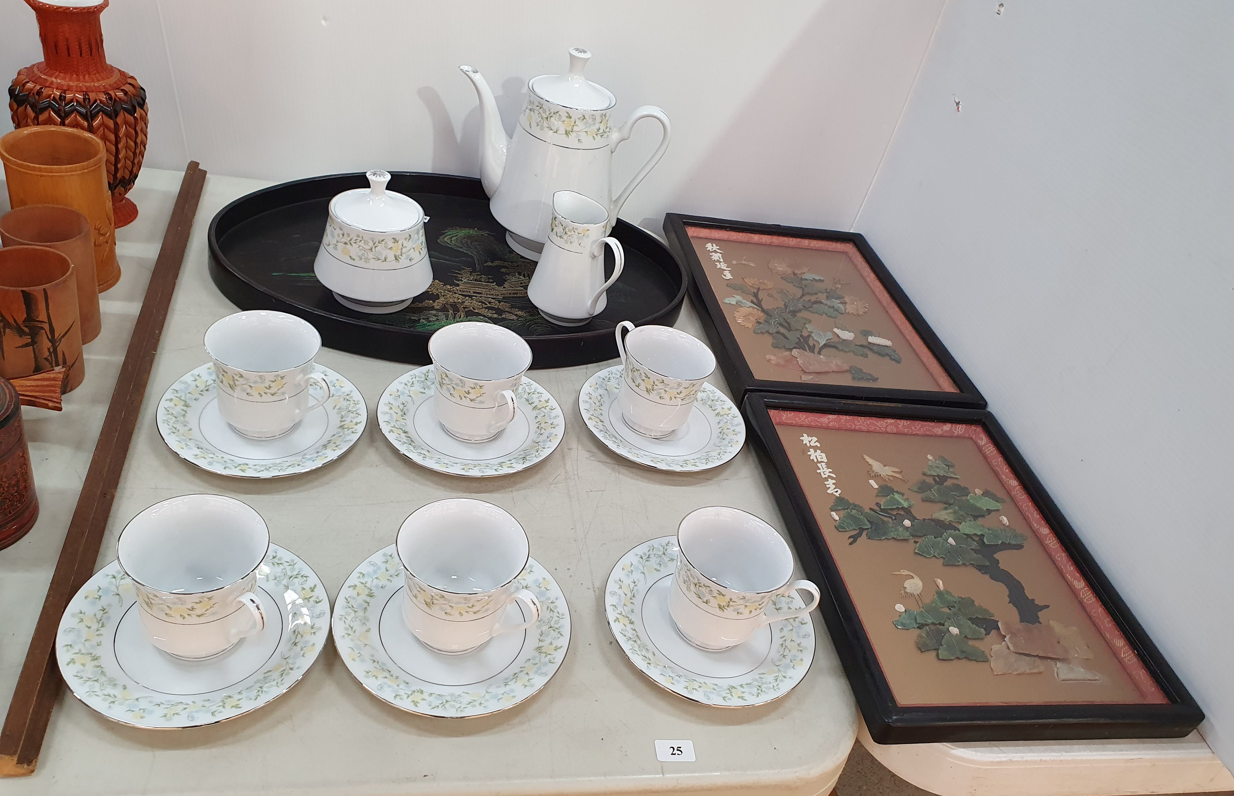 25 · A GROUP OF VARIOUS ITEMS