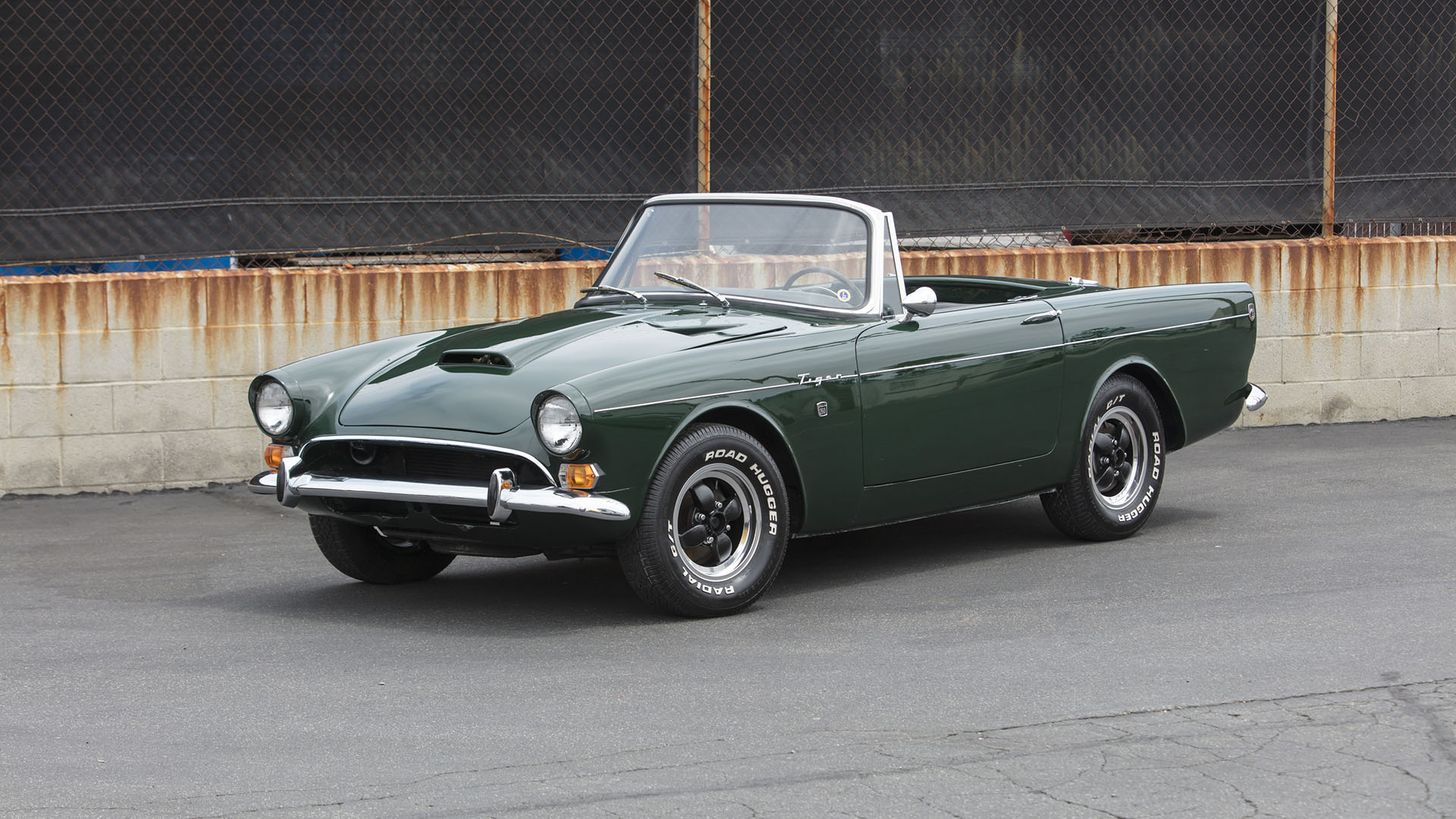 bid.broadarrowauctions.com