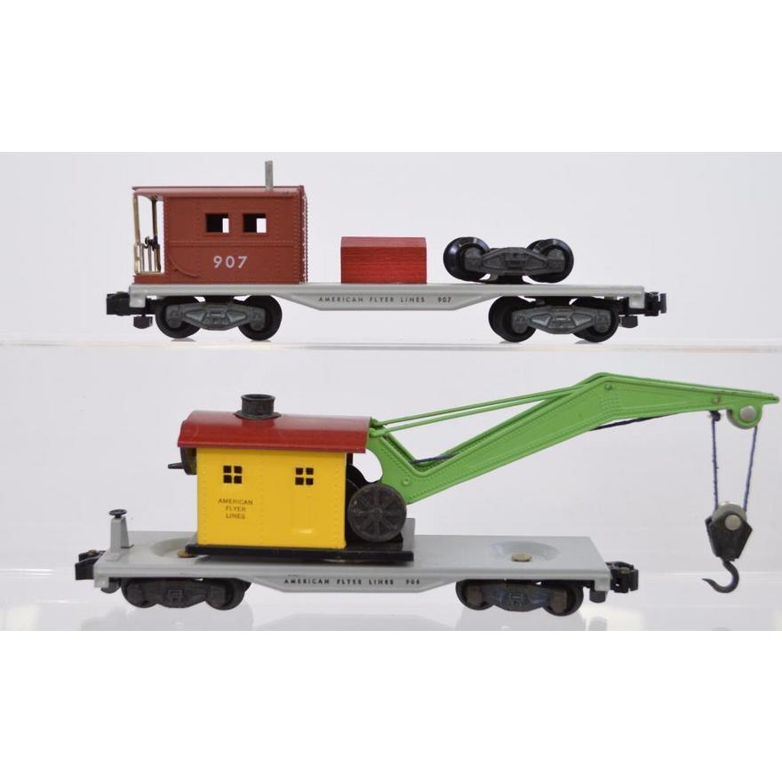 Early Lionel 2660 Crane — Tobias Toys & Trains