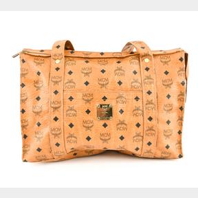 Odon Duffle Bag - Khnum, Lauren Ross Design, Art auction, Handbag  auction, Online auctions, Designer Handbags, Luxury Handbags, Designer  Luggage