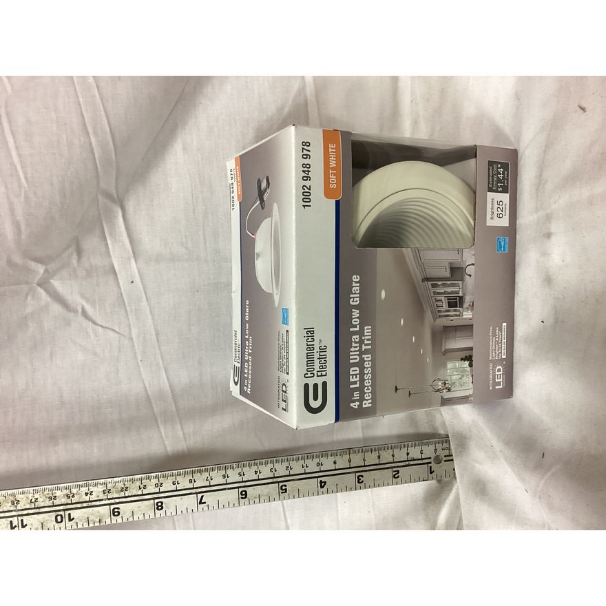 Commercial Electric Soft White 4'' LED Ultra Low Glare Recessed Trim- 625 Lumens