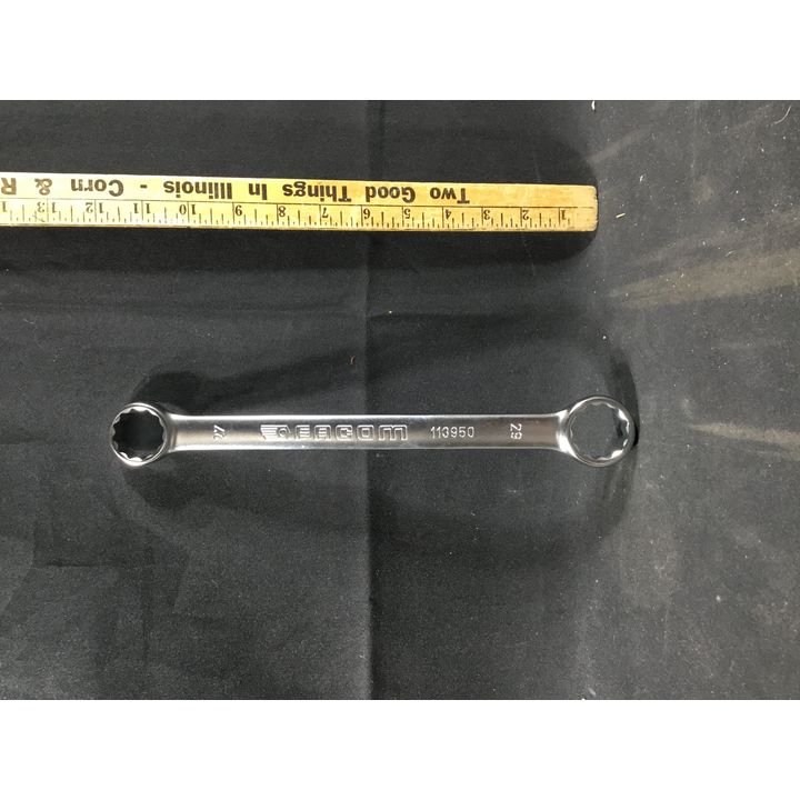 Facom CLE Polygonale Droite (F) Ring Spanner 27x29mm