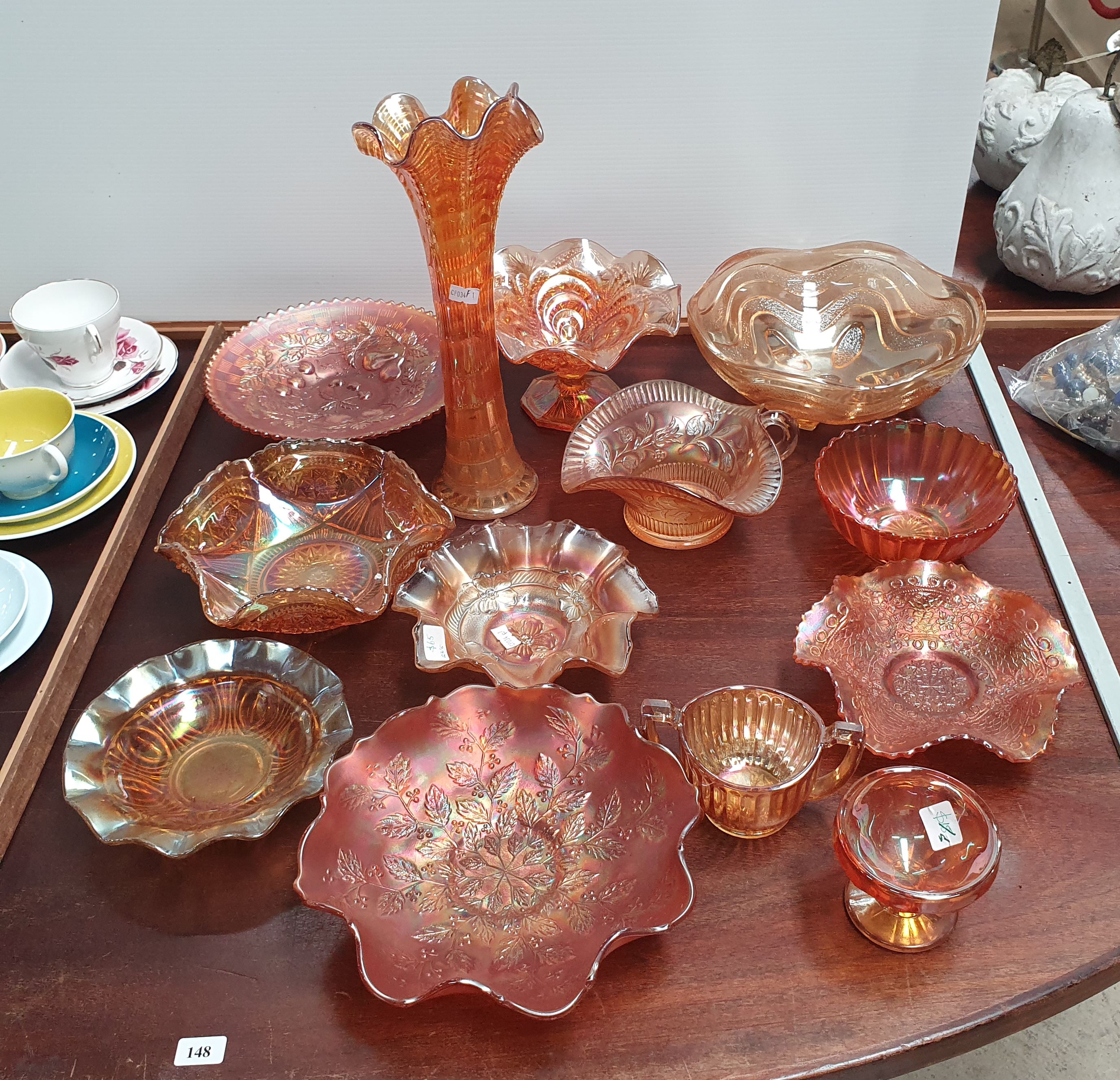 148 · 13 VARIOUS CARNIVAL GLASS ITEMS