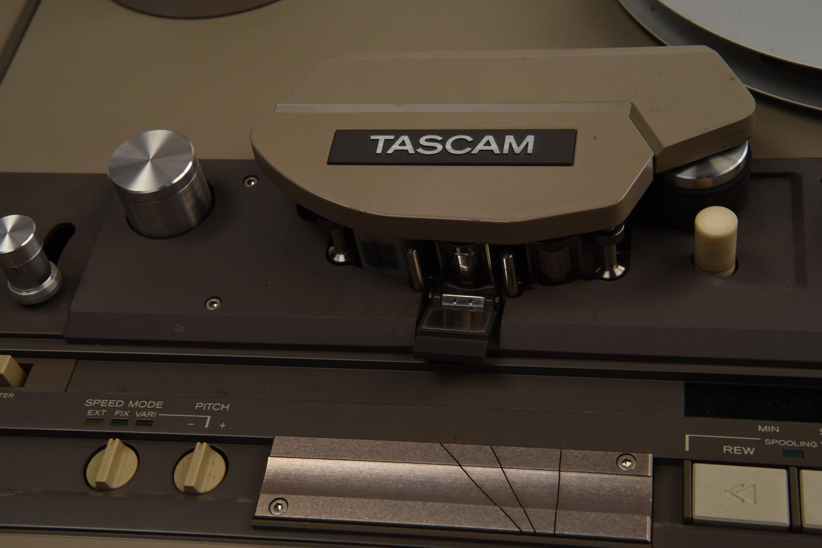 Tascam 48-OB 1/2 8 Track Reel to Reel - Tape Machine with Remote and  Accessories