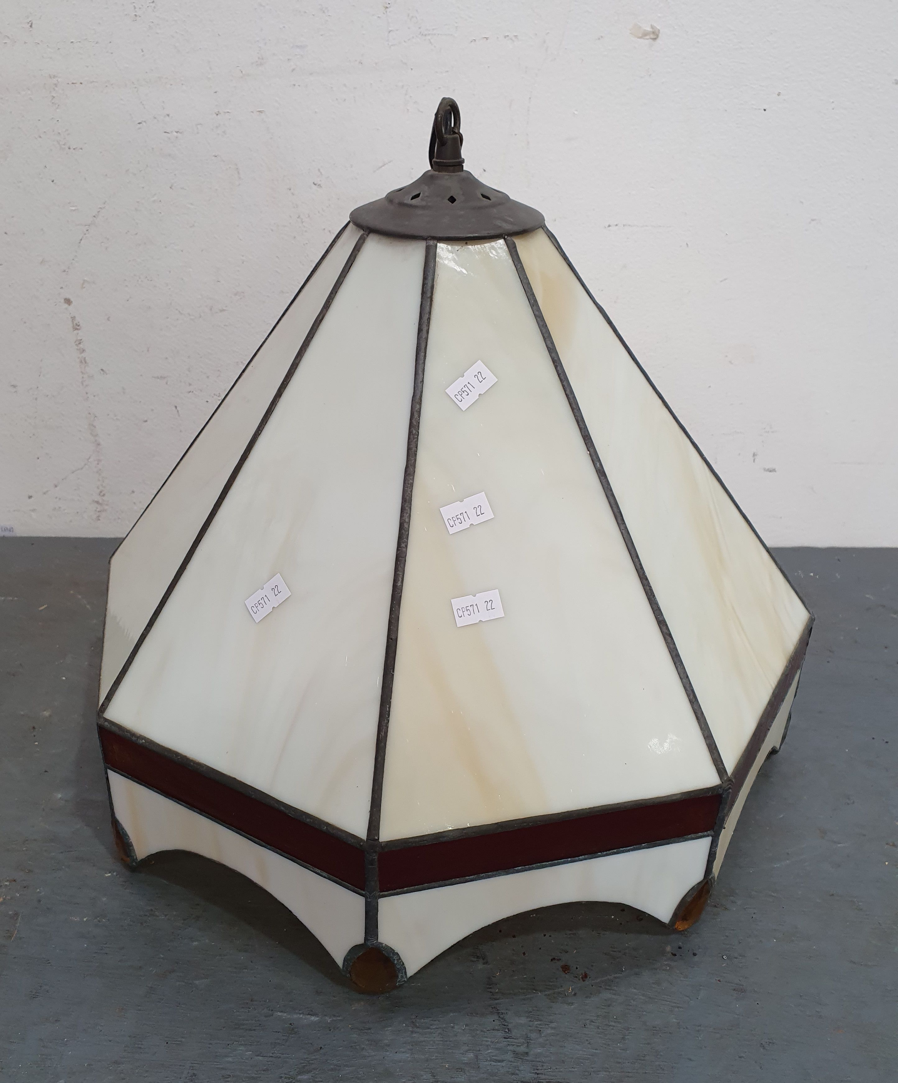 1181 · A LEADLIGHT SHADE
