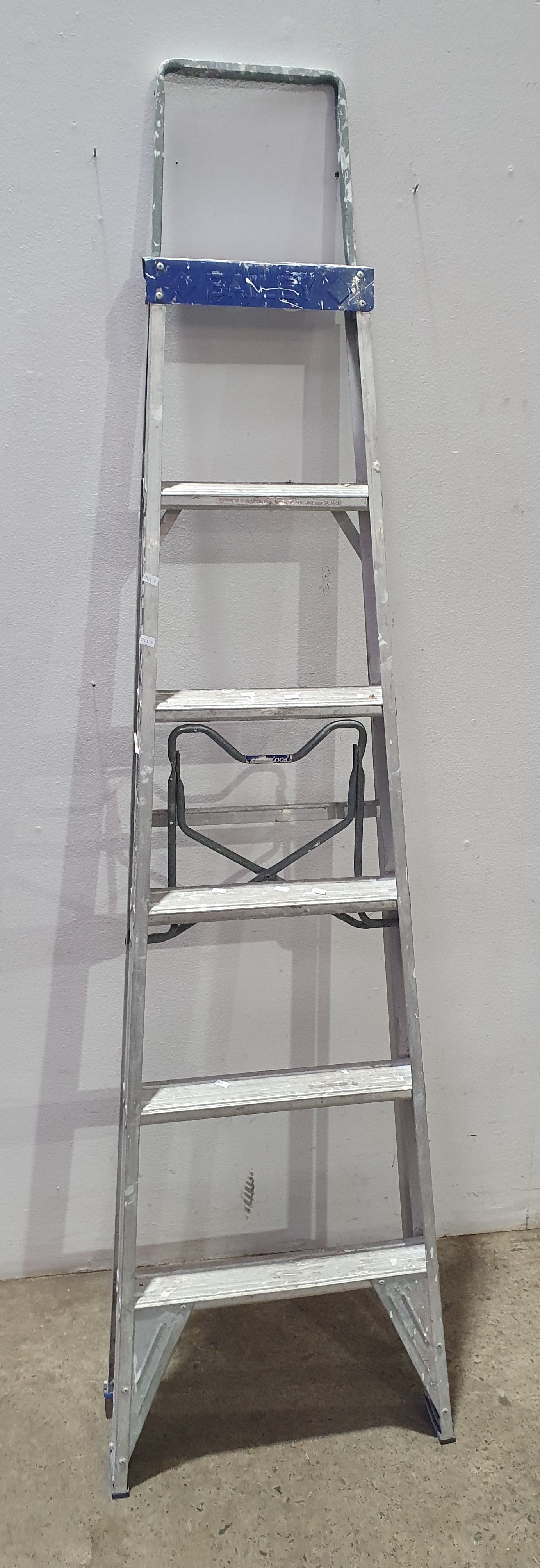 1018 · A BAILEY ALUMINIUM LADDER