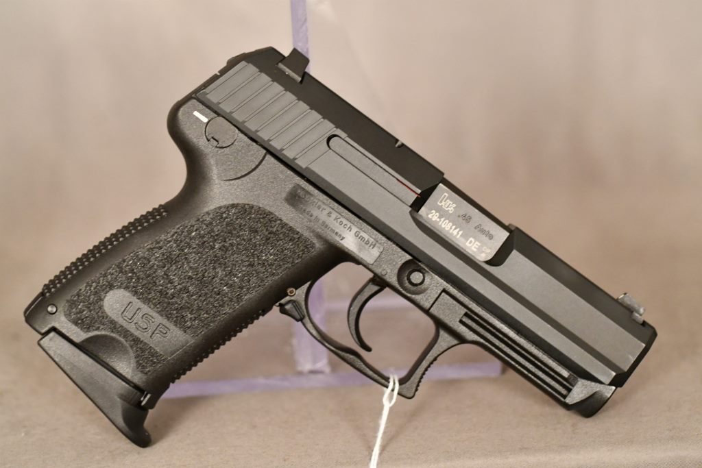 Heckler & Koch USP Compact, .45 acp cal. auto pistol, Black, 3.6 ...