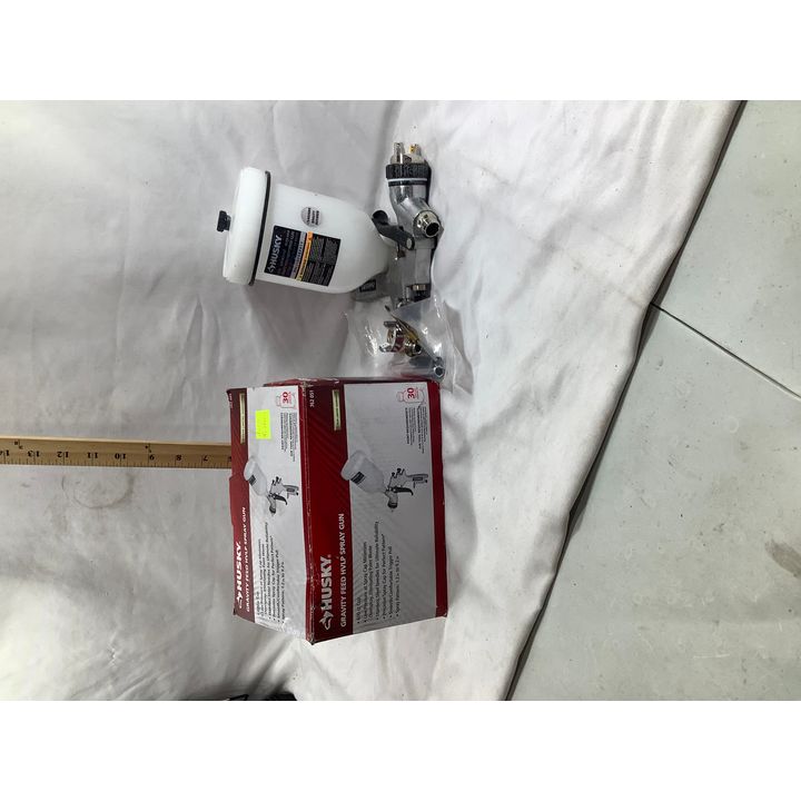 Husky Gravity Feed HVLP Spray Gun 600cc Cup Stainless Steel Needles