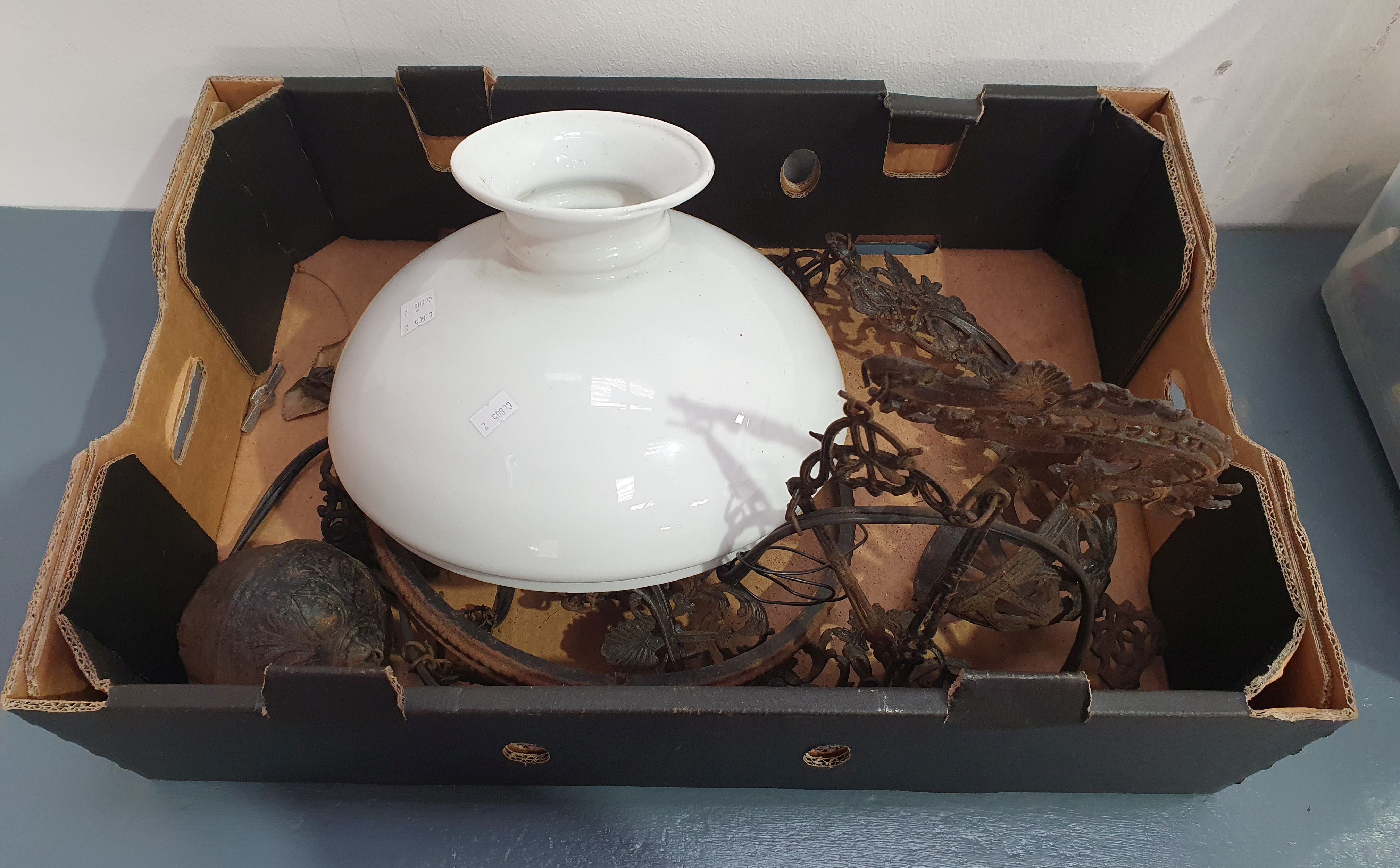 1246 · A MILLERS STYLE CEILING LIGHT